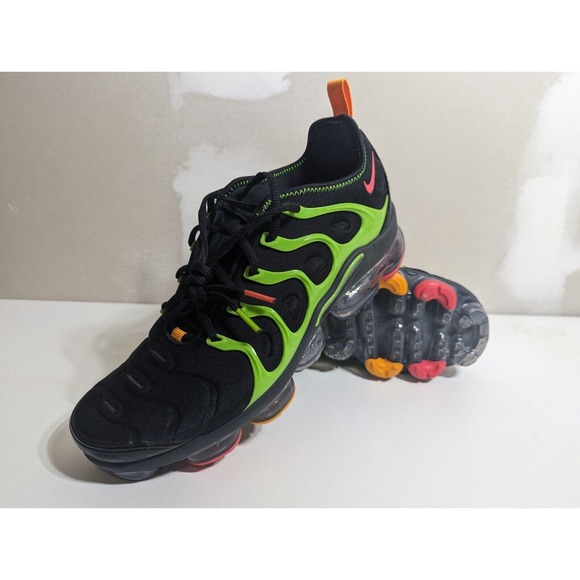Nike Air Vapormax Plus Mens 10.5 Shoe Black Ember Glow Electric Green CU4884-001 - Picture 8 of 9